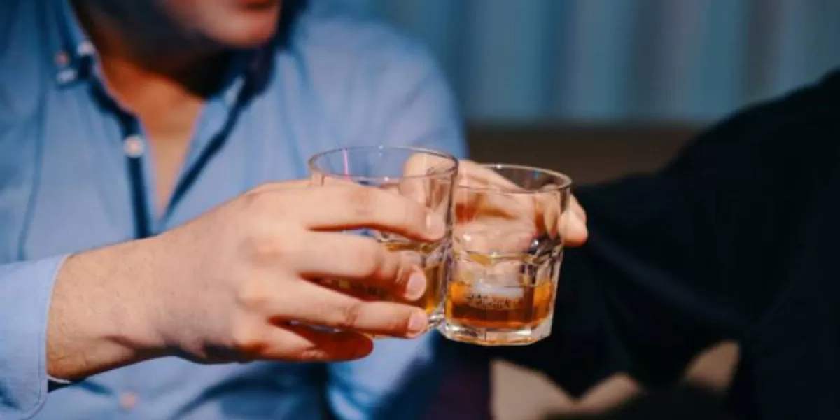 Алкогольная зависимость и лечение в контексте борьбы с проблемой