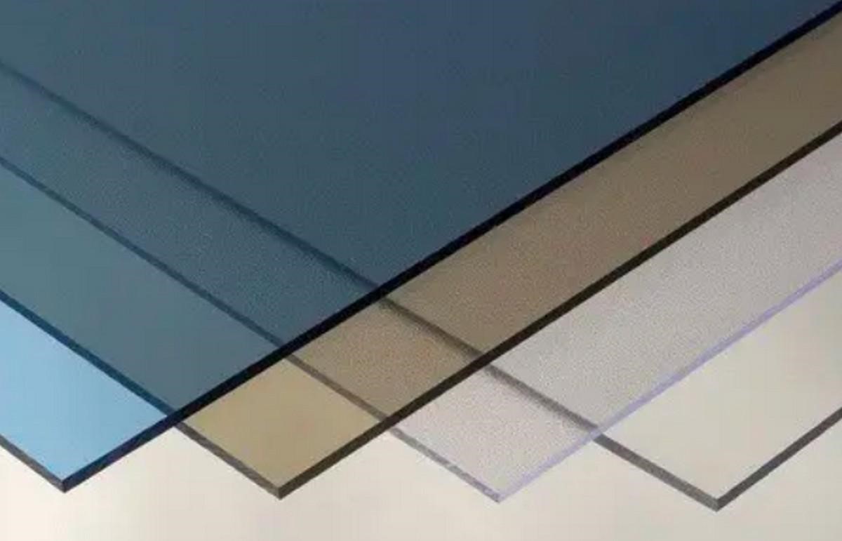 ТОП виробників монолітного полікарбонату в Україні