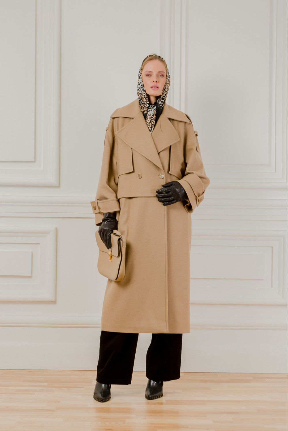 Класичні моделі пальт: Варіанти класичних стилів пальт, які залишаються в тренді протягом років