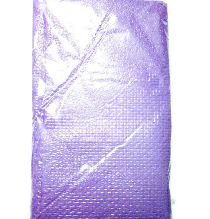 Купить скатерть полиэтилен: защитите поверхности от загрязнений с нашими надежными скатертями