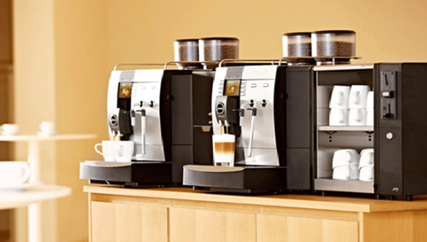 Юбилей компании: что подарить компании на день рождения