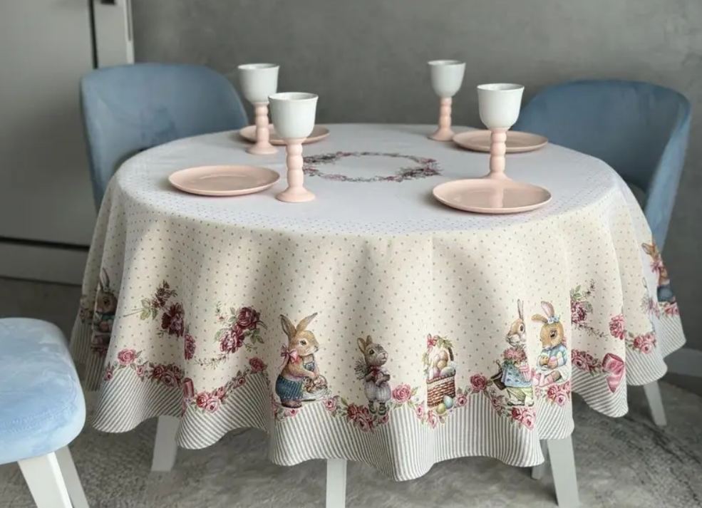 Текстиль с пасхальным принтом: как сочетать с посудой