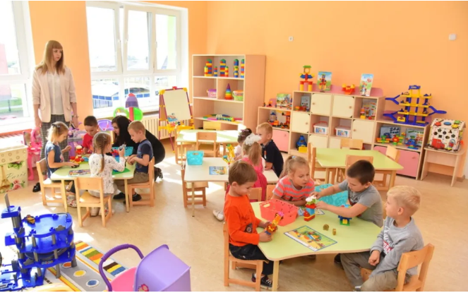 Як обрати приватний білінгвальний дитячий садок в місті Київ?